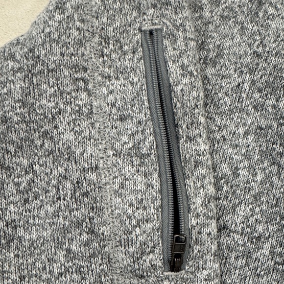 Patagonia Women's Gray Quarter-Zip Sweater - Picture 3 of 5